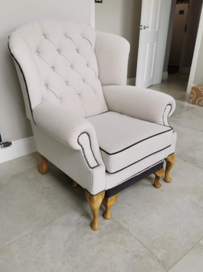 Hay – About A Chair AAC 22